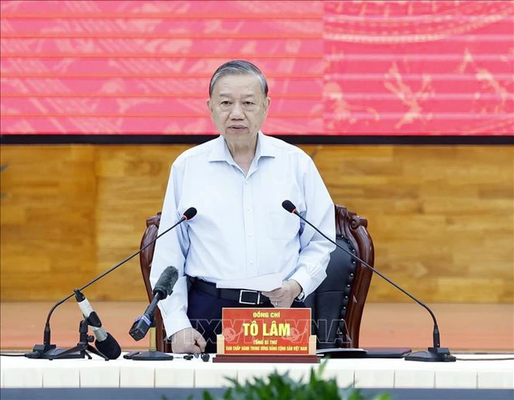 Tổng Bí thư Tô Lâm: "An Giang phải huy động và sử dụng hiệu quả mọi nguồn lực, nhất là từ kinh tế tư nhân và hợp tác quốc tế, để thúc đẩy phát triển nhanh và bền vững" - Ảnh: TTXVN